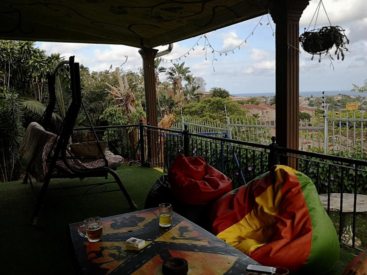 Khululekani - Durban Rasta Hide Out Backpackers Exterior foto