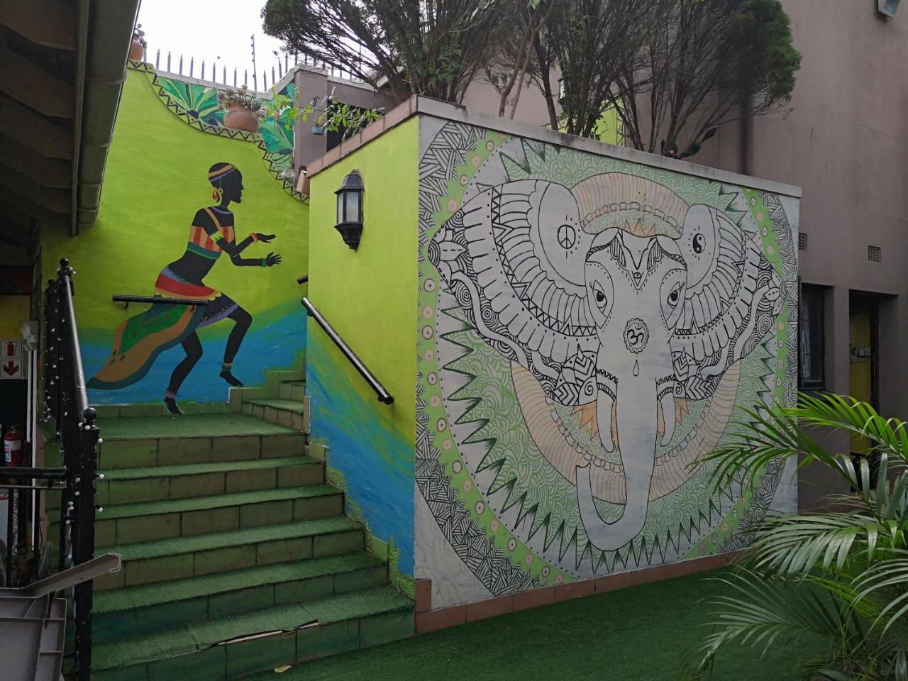 Khululekani - Durban Rasta Hide Out Backpackers Exterior foto