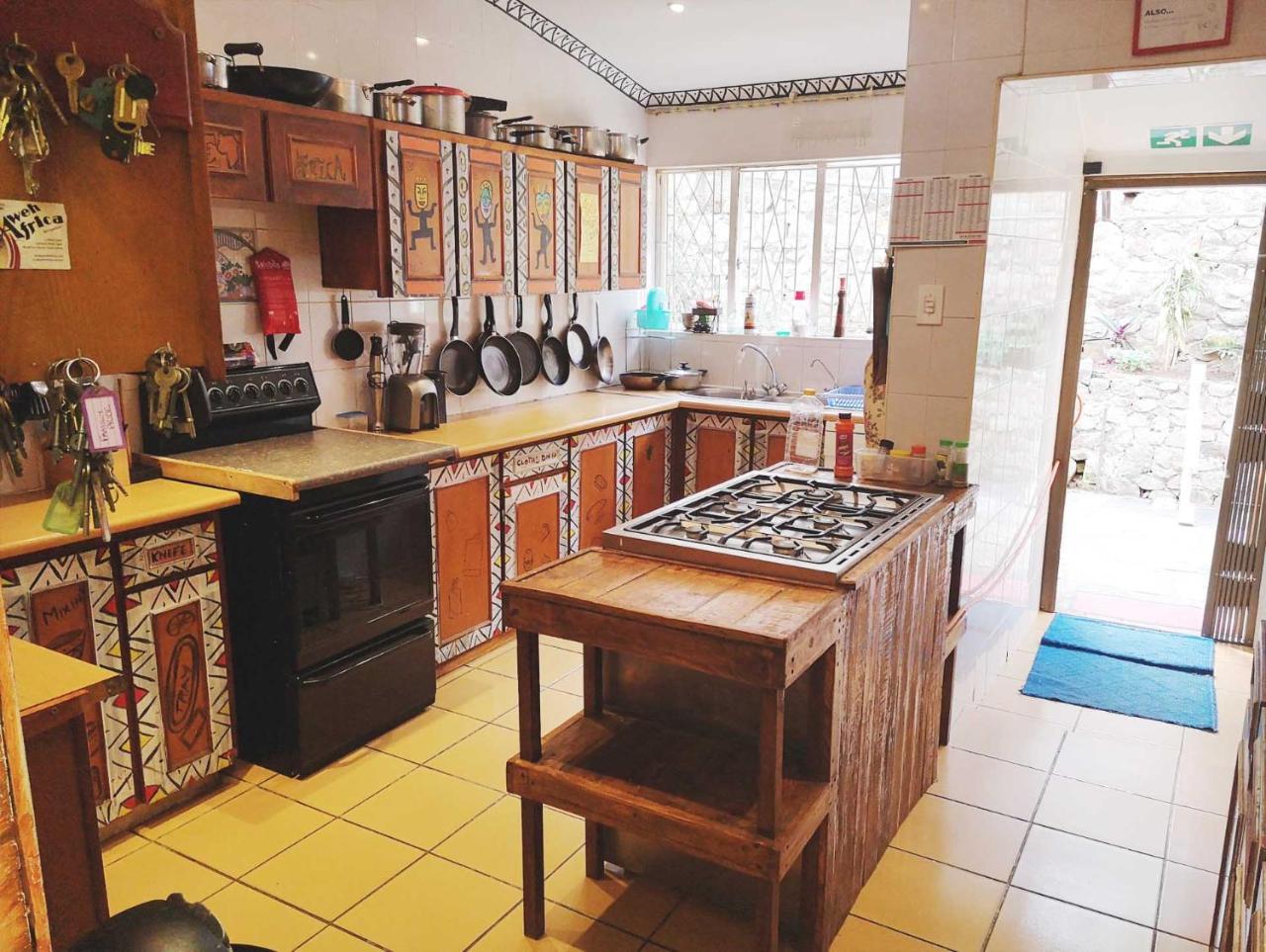 Khululekani - Durban Rasta Hide Out Backpackers Exterior foto